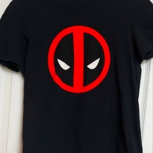 Marvel Deadpool  unisex black t shirt size small